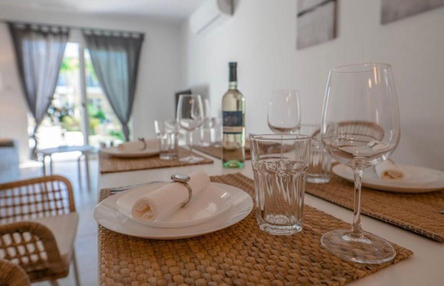 Holiday Cosy Home Paphos Bagian luar foto